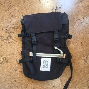 TOPO DESIGNS - Black Canvas Backpack